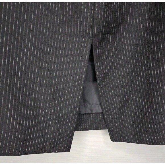 Tahari Arthur Levine skirt suit 'Anna' Sz 18 Black White Strip3 Dbl Breast NWT - Picture 7 of 16